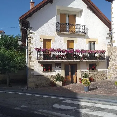 Casa rural Lucuj-2